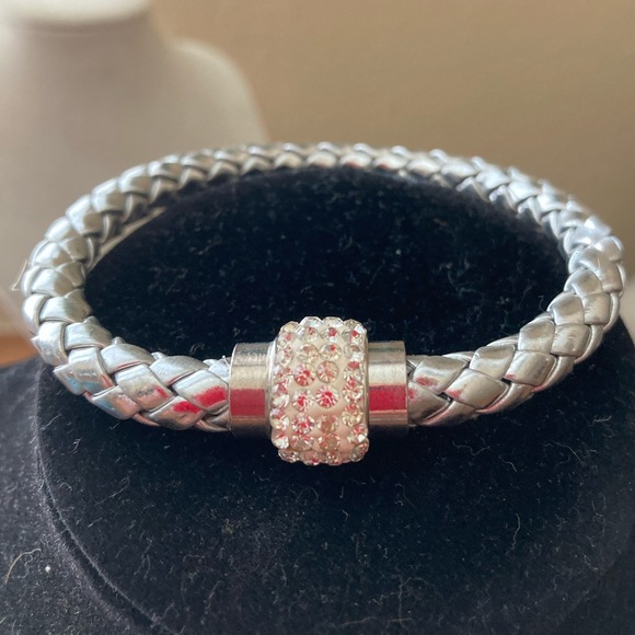 Silver Leather Bracelet with Bling Clasp - Picture 2 of 3